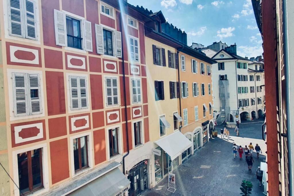 Le Carnot 2 Etoiles Hypercentre Vieille Ville Annecy Eksteriør bilde